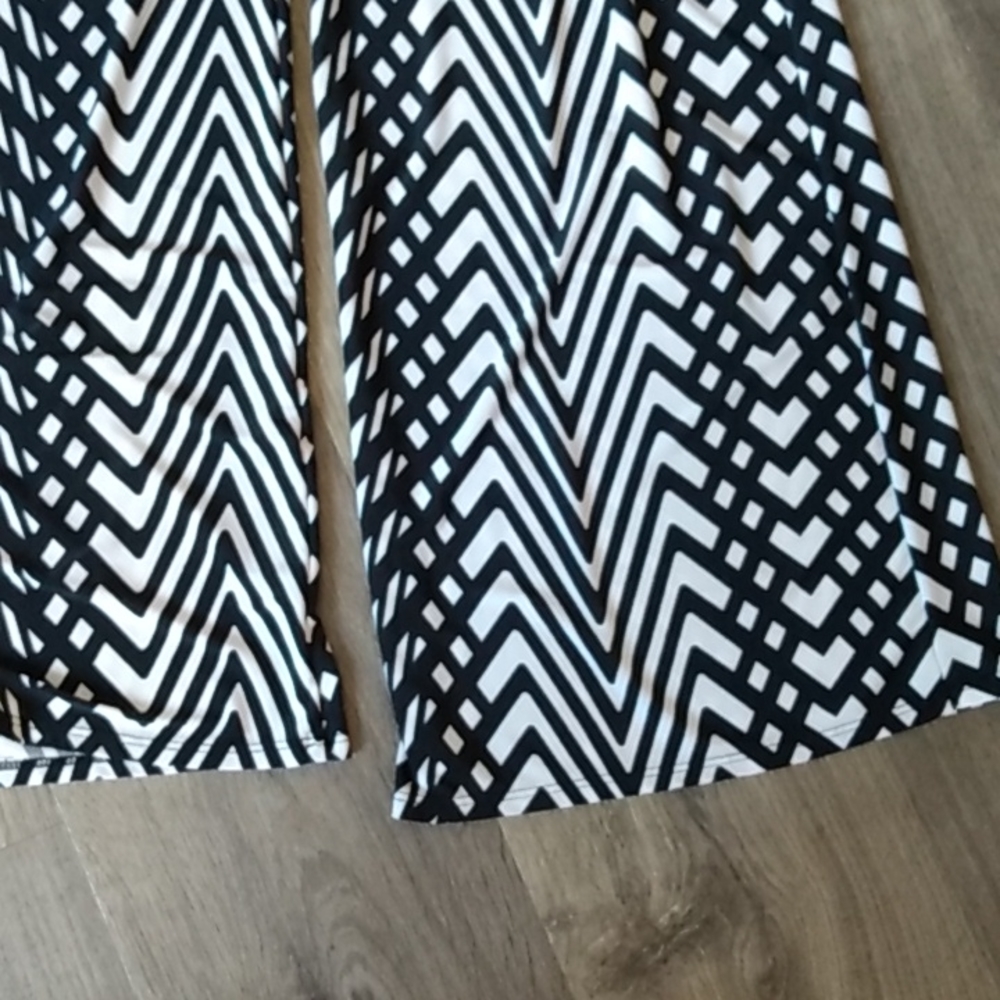 Aria Fashion Wide leg pants - Picture 2 of 5